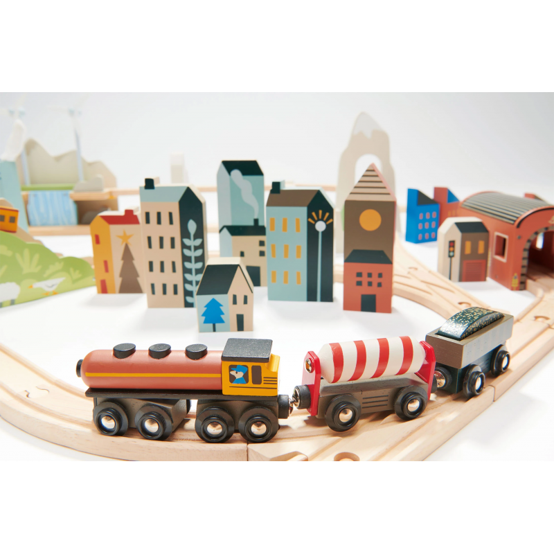 Train Set with Mountain View - 58 Pieces and Accessories